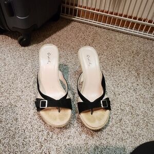 Women's wedge shoes in size 9